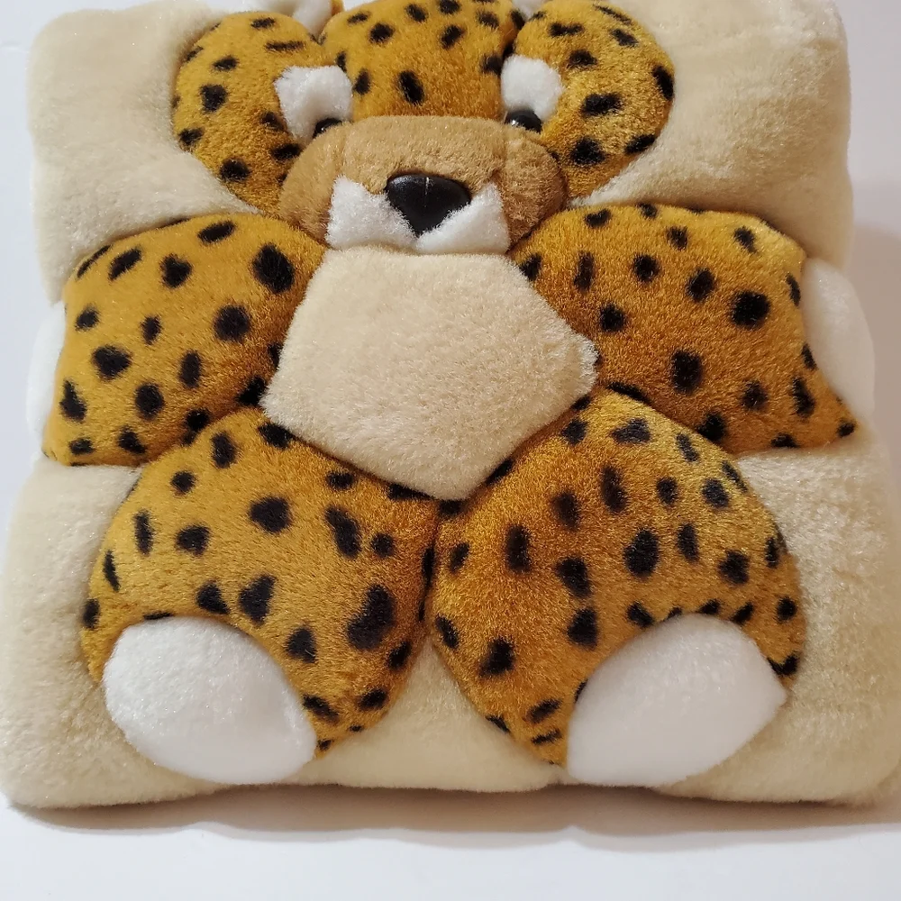 Vintage TWIE Cheetah 11